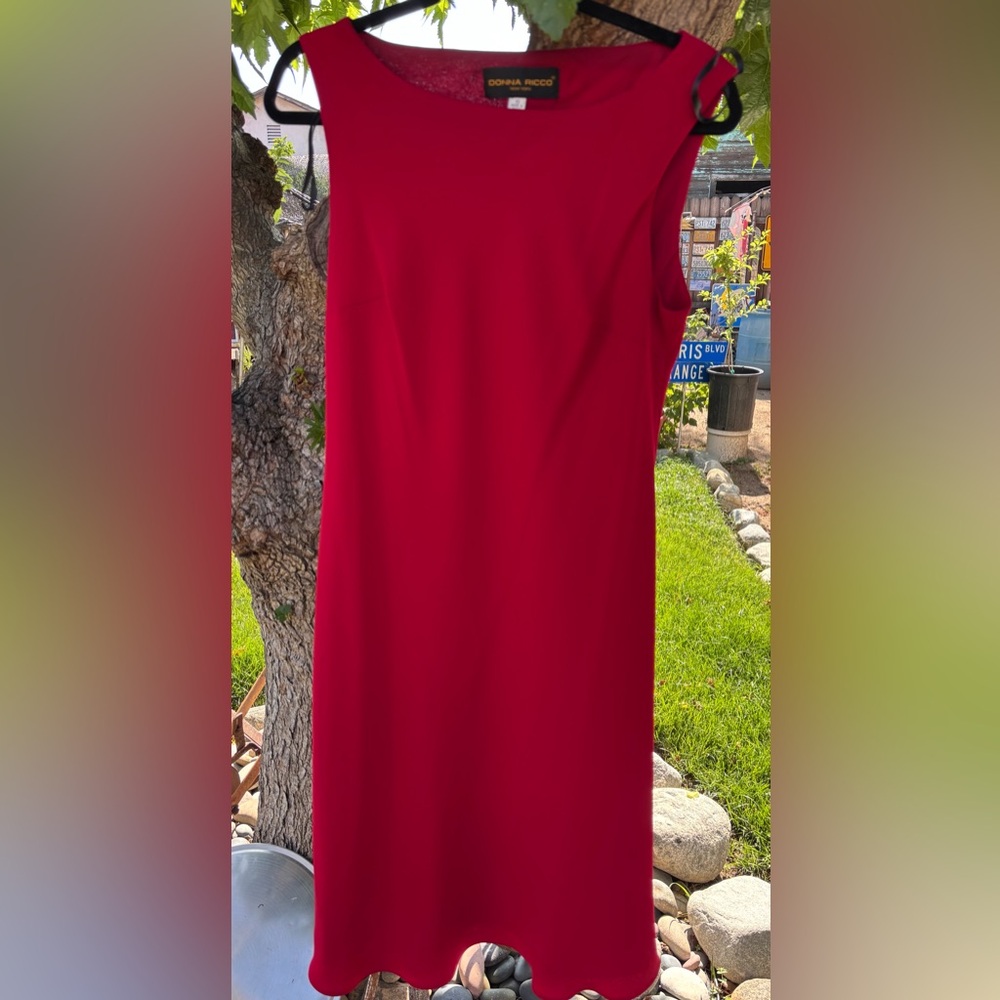 Donna Ricco Red Sleeveless Sheath Dress for Cocktail